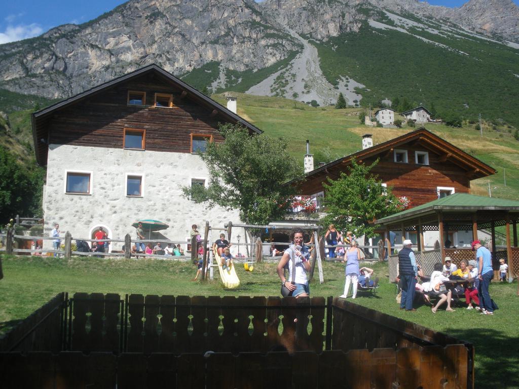 Agriturismo Raethia Изолачча Экстерьер фото