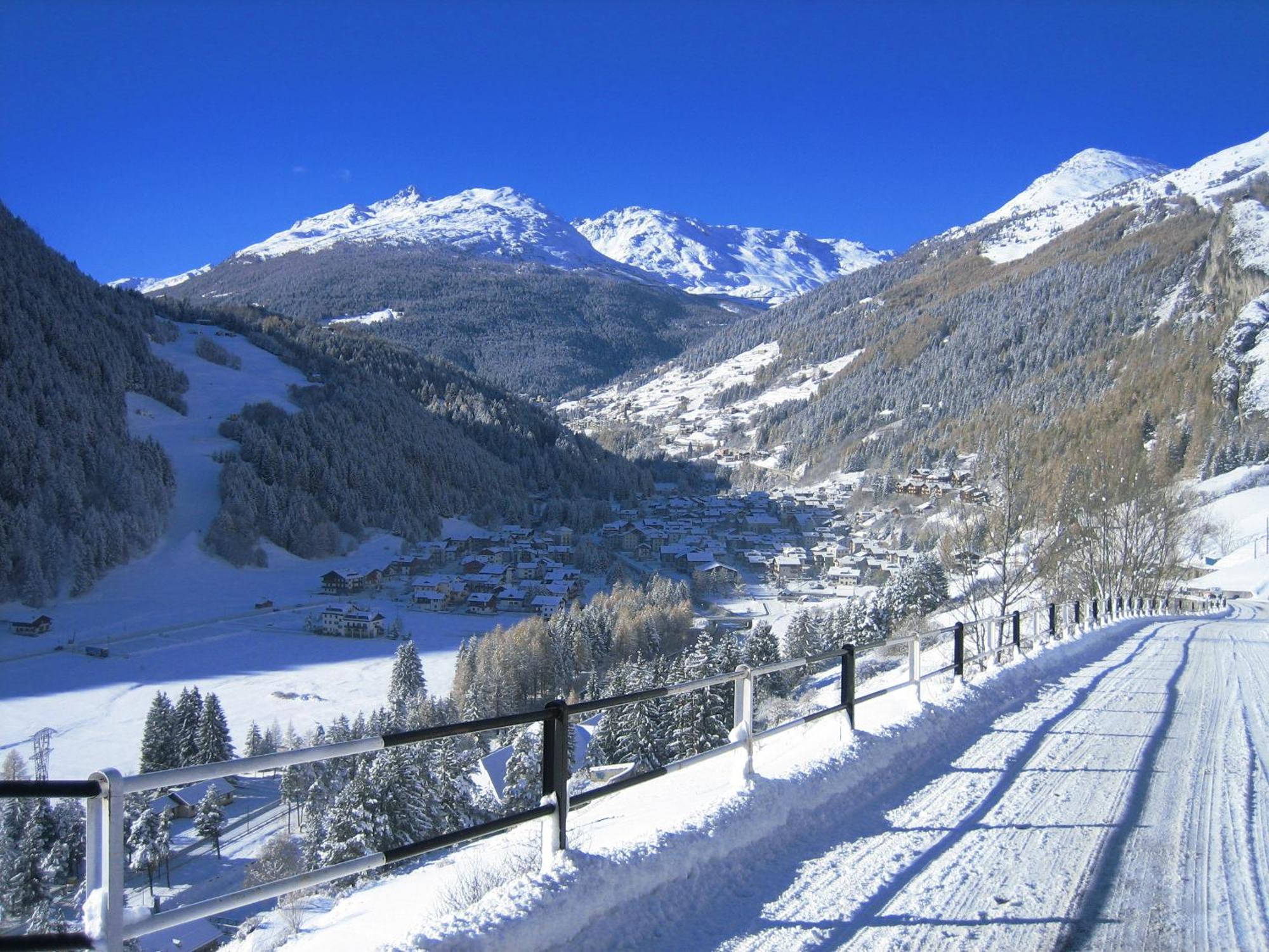 Agriturismo Raethia Изолачча Экстерьер фото