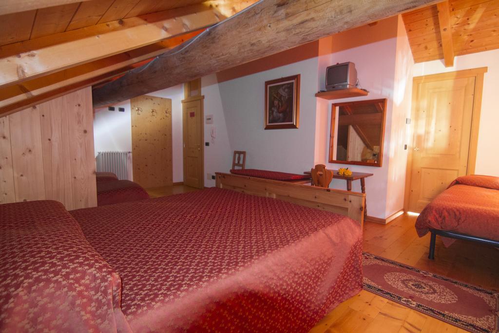 Agriturismo Raethia Изолачча Экстерьер фото